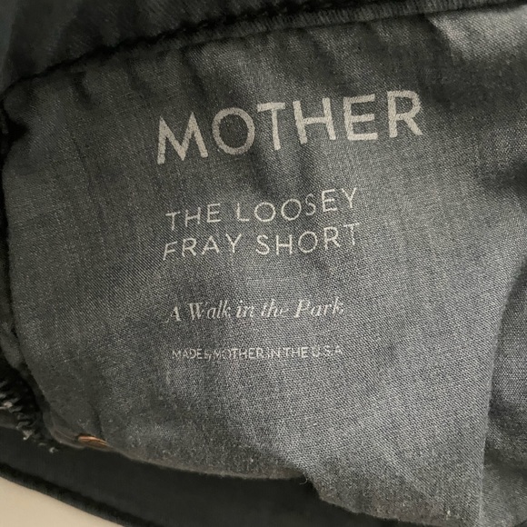 MOTHER Loosey Fray Shorts size 24 - Picture 3 of 6
